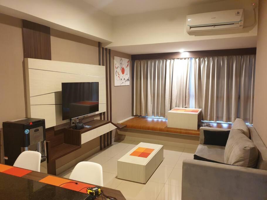 Cozy Room In Orange County Suite-Apartment In Lippo-Cikarang Cbd Zewnętrze zdjęcie